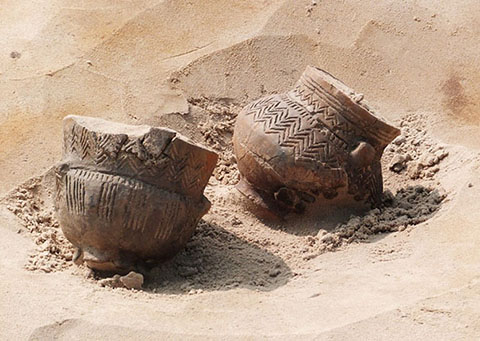 Trechterbekers gevonden bij opgravingen in Dalfsen